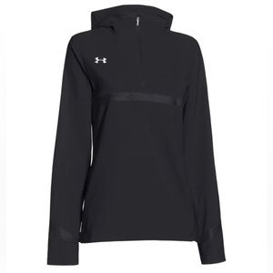 Under Armour Women’s Black Pre-Game Woven 1/4 Zip